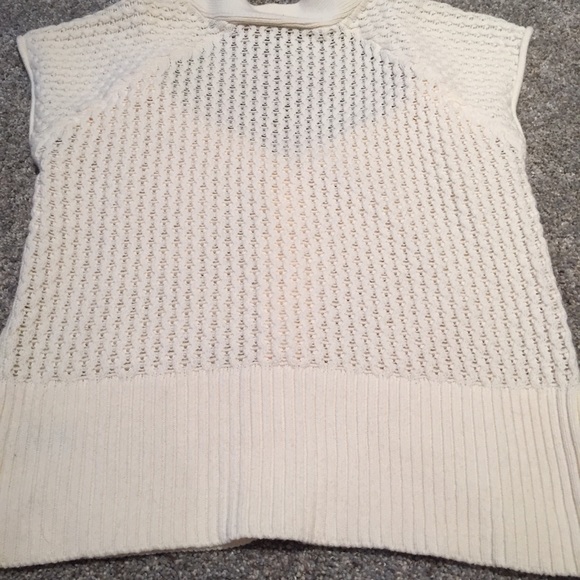 DKNY Jeans cream sweater with great details - Picture 4 of 8